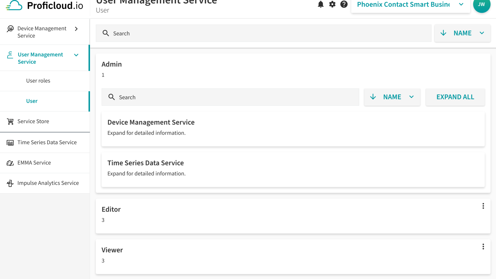 The overview of all roles and the users assigned to them shows at first glance how many users hold a role.